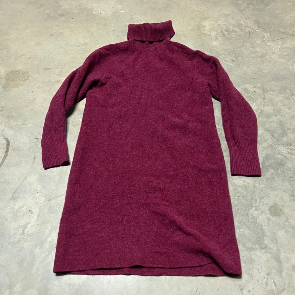 Uniqlo Womens 100% Wool Turtleneck Sweater Dress Magenta Purple Small 418629